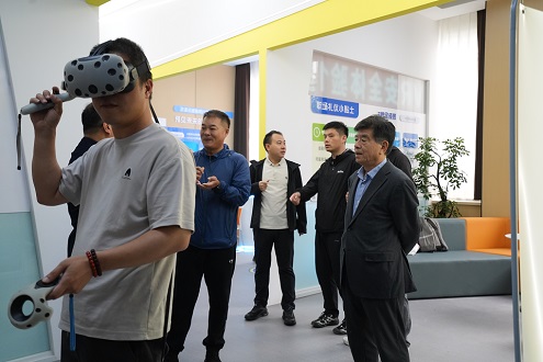 学校举办2026年首届校园安全文化节活动之VR安全体验活动