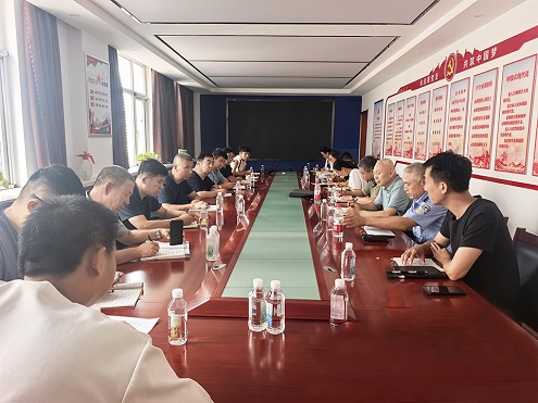 学校召开施工单位安全工作专题会议